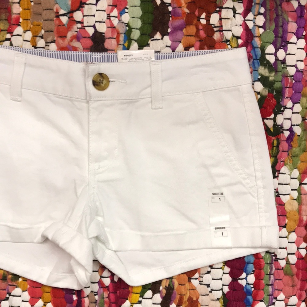NEW White summer shorts